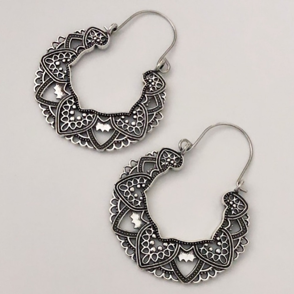 🆕Lotus Boho Chic Drop Hoop Silver earrings etched